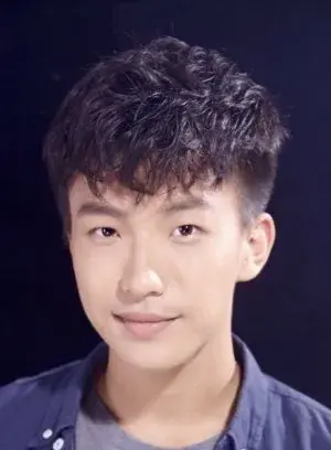 بیوگرافی Jun Liang Huang