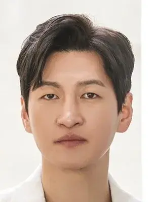 بیوگرافی Soo Kyo Jung