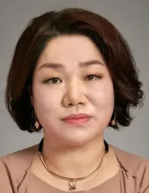 بیوگرافی Mi Hwa Kim