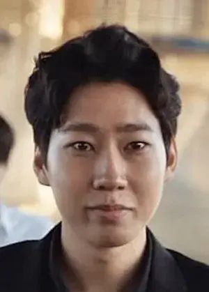 بیوگرافی Young Kyu Shin