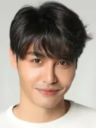 بیوگرافی Kwan Hoon Lee