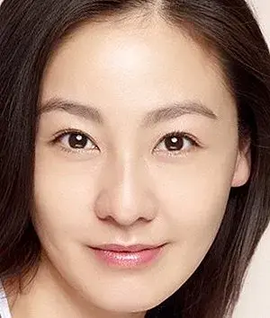 بیوگرافی Mi Yeon Lee