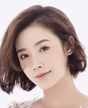 بیوگرافی Zi Ying