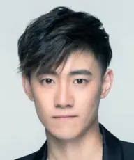 بیوگرافی Zi Dong Yan