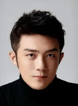بیوگرافی Ze Feng Li