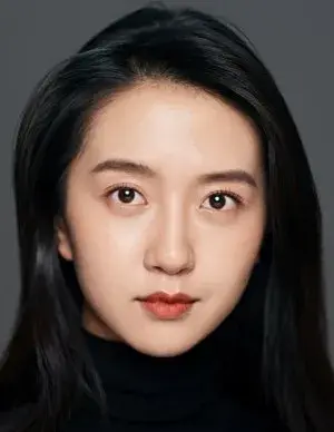 بیوگرافی Ling Yue Xu