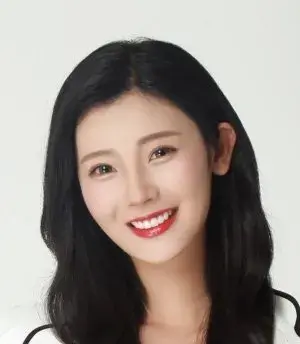 بیوگرافی XingChen Wang