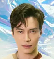بیوگرافی Guan Yi Wang