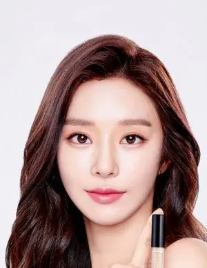 بیوگرافی Joo Bin Lee