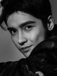 بیوگرافی Ji Yang Li
