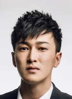 بیوگرافی Jun Guang Hou
