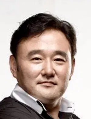 بیوگرافی Ho Geun Jung