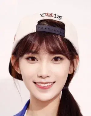 بیوگرافی Hui Xin Wang