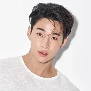 بیوگرافی Henry Lau