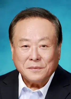 بیوگرافی Il Chun Joo