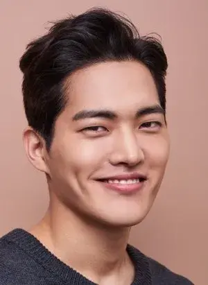 بیوگرافی Gun Woo Kim