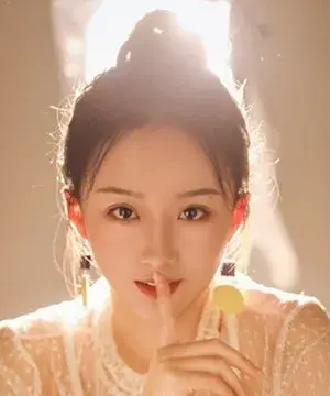 بیوگرافی Yu Han Zhang