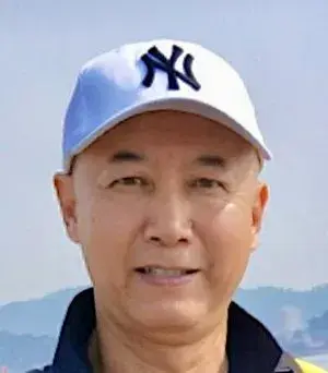بیوگرافی Dong Feng Bai