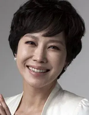 بیوگرافی Seo Young Ji