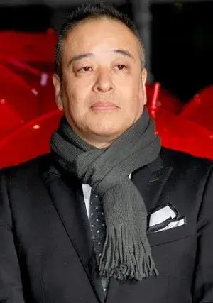 بیوگرافی 