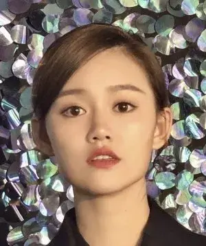 بیوگرافی Qian Yi Qian