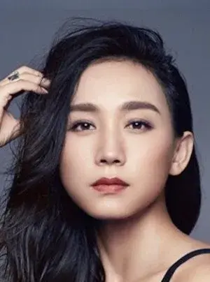 بیوگرافی Zi Ling Ding