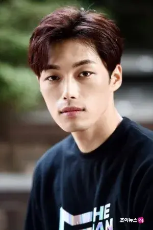 بیوگرافی Hyeong Seok Lee