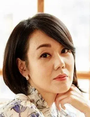 بیوگرافی Yoon Jin Kim