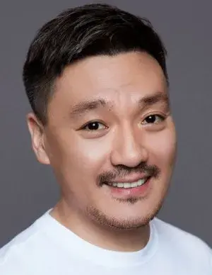 بیوگرافی Yang Fei