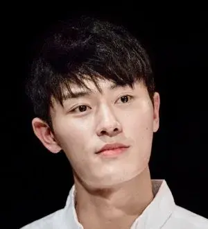 بیوگرافی Yeon Woo Kim