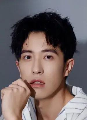 بیوگرافی Qiang Geng