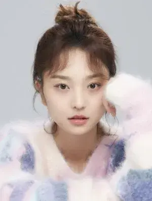 بیوگرافی Qian Wen Guo