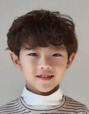 بیوگرافی Yoon Woo Choi