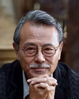 بیوگرافی De Kai Liu