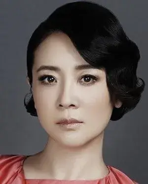 بیوگرافی Xiao Yi Chen