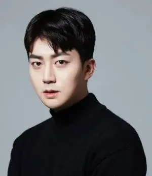 بیوگرافی Min Gyu Lee