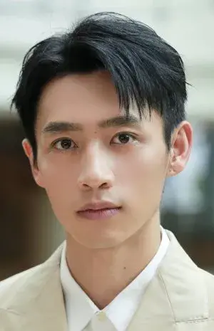 بیوگرافی Chen Wei