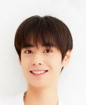 بیوگرافی Yoon Suk Jung
