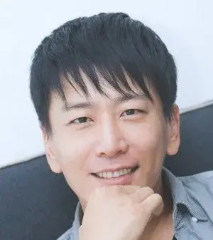 بیوگرافی Yong Shik Song