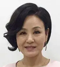 بیوگرافی Sang Sook Lee