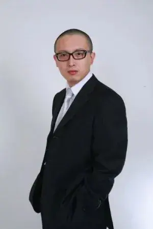 بیوگرافی Yang Lu