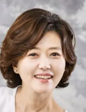 بیوگرافی Young Shil Oh