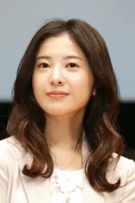 بیوگرافی Yuriko Yoshitaka