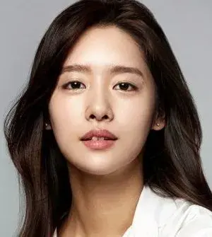 بیوگرافی Joo Young Cha