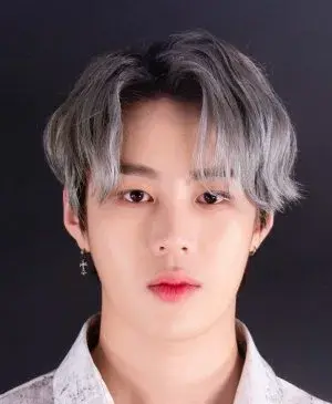بیوگرافی Sung Woon Ha