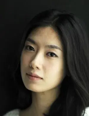 بیوگرافی Hyo Seo Kim