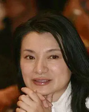 بیوگرافی Qing Yu Yan