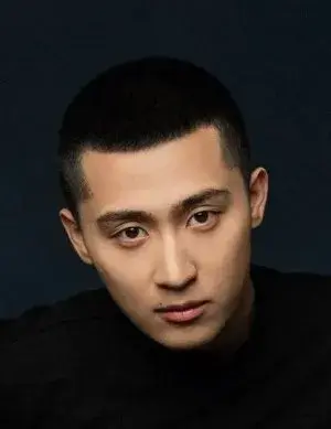 بیوگرافی Yi Zhan Geng