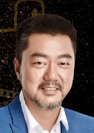 بیوگرافی Yong Dong