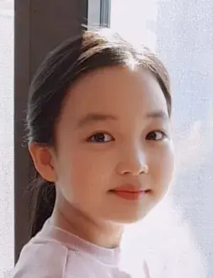 بیوگرافی Yoo Ri Choi